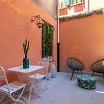 Ormesini Private Courtyard Appartement