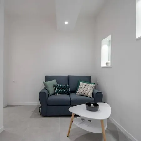 Appartement Ormesini Private Courtyard *