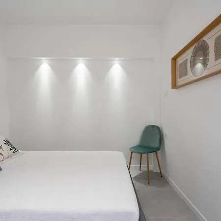 Ormesini Private Courtyard Veneza