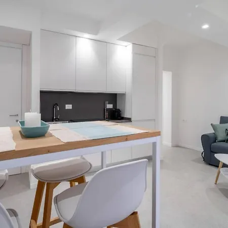 Ormesini Private Courtyard