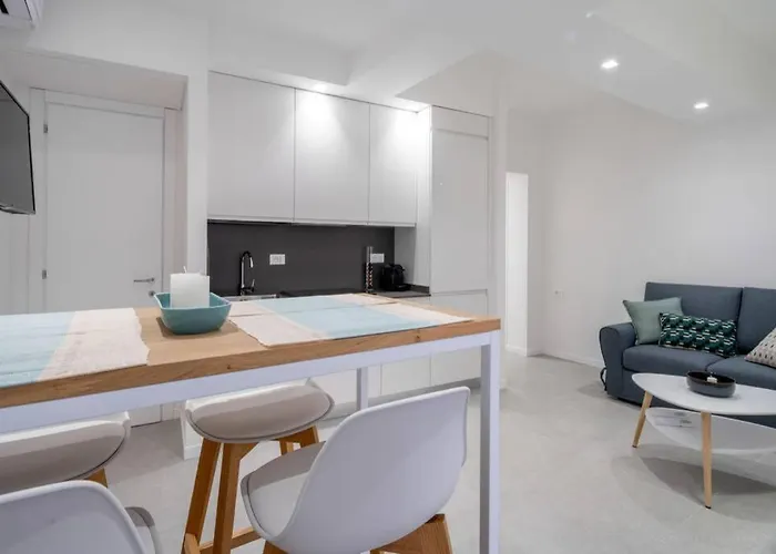 Ormesini Private Courtyard